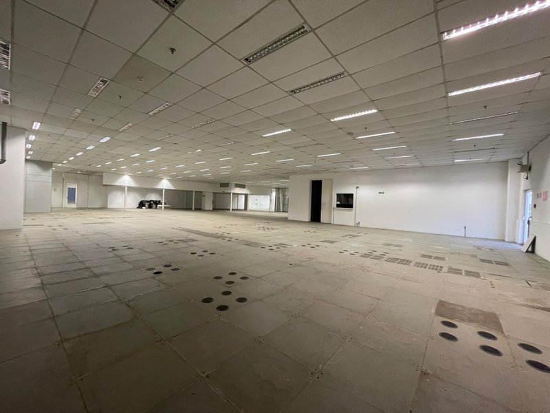 ALUGA-SE ESCRITÓRIO MONOUSUÁRIO - 4.200M2 - 72 VAGAS - ME LIGA!! Rua Werner Von Siemens São Paulo - 