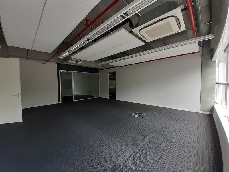 ALUGA-SE ÁREA PARA ESCRITÓRIO - 4.254M2 - 68 VAGAS - DENTRO DO COMPLEO EMPRESARIAL Rua Werner Von Siemens São Paulo - 