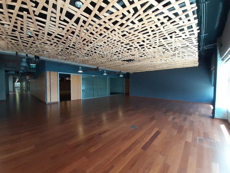 ALUGA-SE ÁREA PARA ESCRITÓRIO - 4.254M2 - 68 VAGAS - DENTRO DO COMPLEO EMPRESARIAL Rua Werner Von Siemens São Paulo - 
