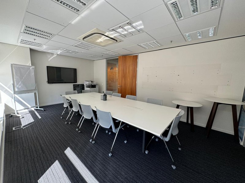 ALUGA-SE 4979M2 DE AREA MOBILIADA DENTRO DE CONDOMINIO EMPRESARIAL COMPLETO - LAPA Rua Werner Von Siemens São Paulo - 