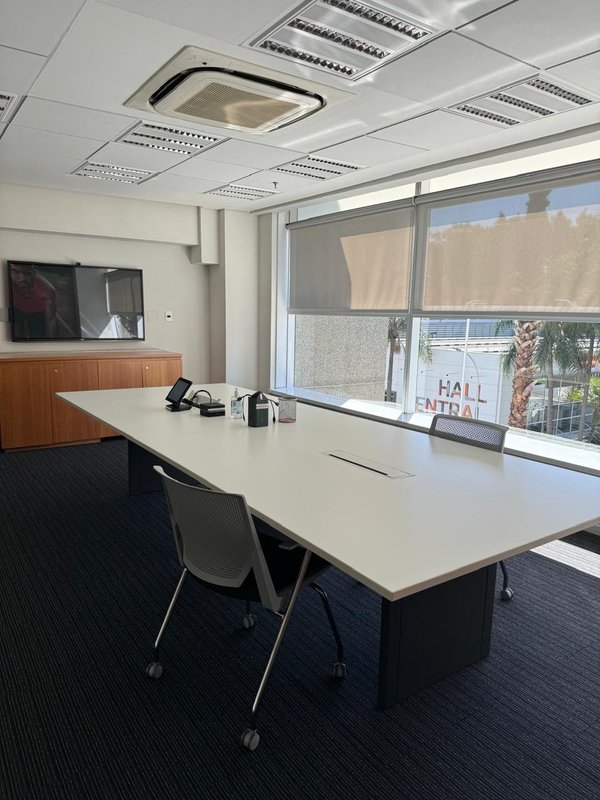 ALUGA-SE 4979M2 DE AREA MOBILIADA DENTRO DE CONDOMINIO EMPRESARIAL COMPLETO - LAPA Rua Werner Von Siemens São Paulo - 