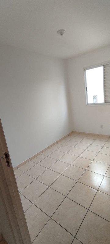 Apartamento, para locação, 02 dorm., Residencial Camarotto - Quitauna - Osasco/ SP R. Ananias de Almeida Osasco - 