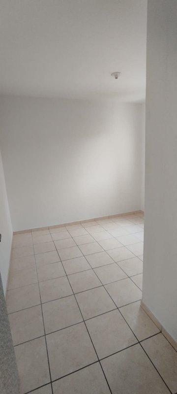 Apartamento, para locação, 02 dorm., Residencial Camarotto - Quitauna - Osasco/ SP R. Ananias de Almeida Osasco - 