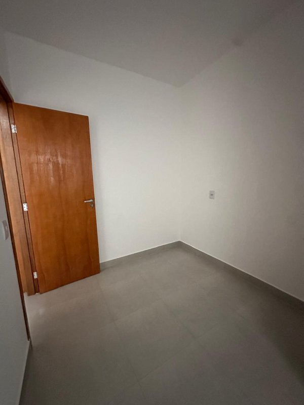 Sobrados novos a 400 metros do metro Patriarca Rua Palmeiras das Missões São Paulo - 