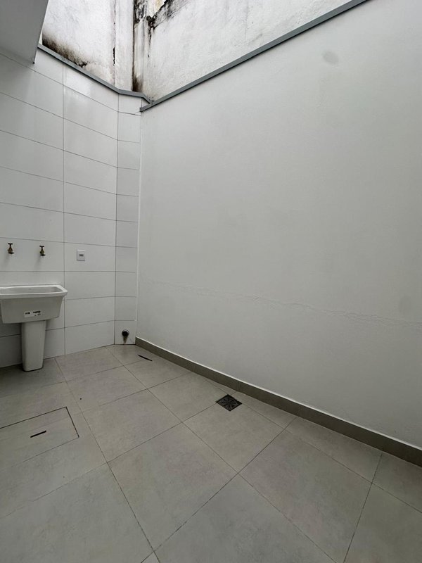 Sobrados novos a 400 metros do metro Patriarca Rua Palmeiras das Missões São Paulo - 