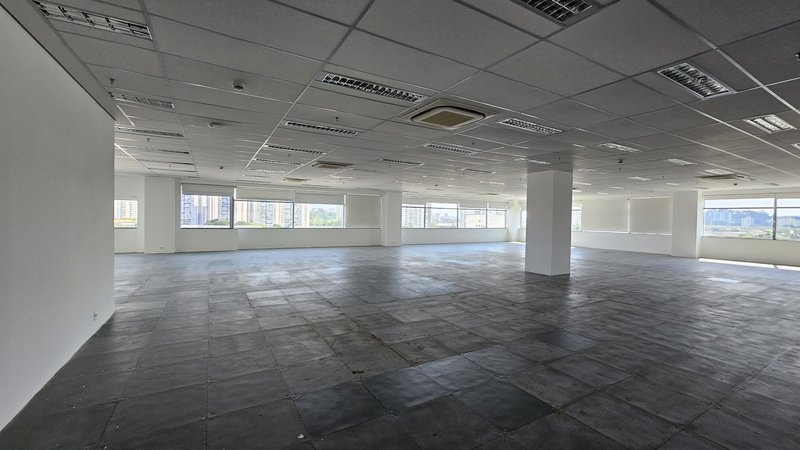 ALUGA-SE ESCRITÓRIO COM AUTOMAÇÃO - 1.430M2 - 40 VAGAS - OPEN SPACE Rua Werner Von Siemens São Paulo - 
