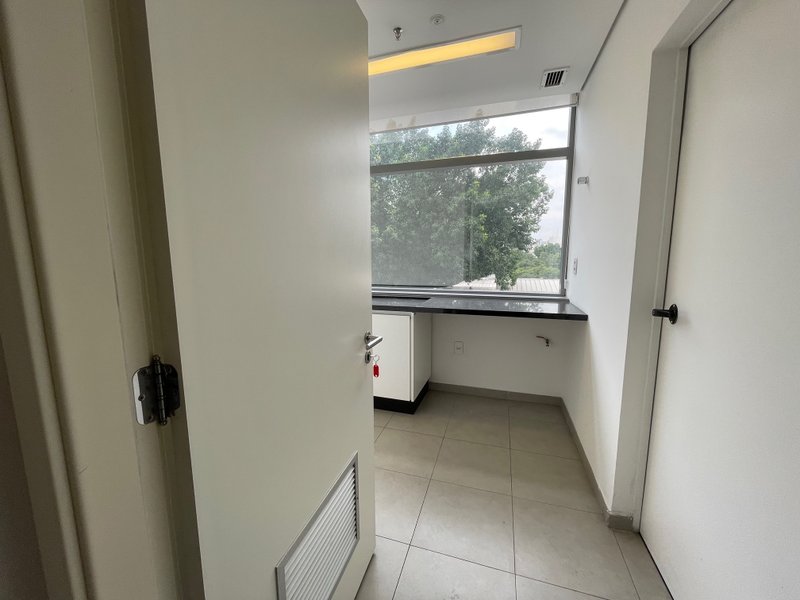 ALUGA-SE ESCRITÓRIO COM AUTOMAÇÃO - 715M2 OPEN SPACE - CONDOMÍNIO RESIDENCIAL - R$67K Rua Werner Von Siemens São Paulo - 