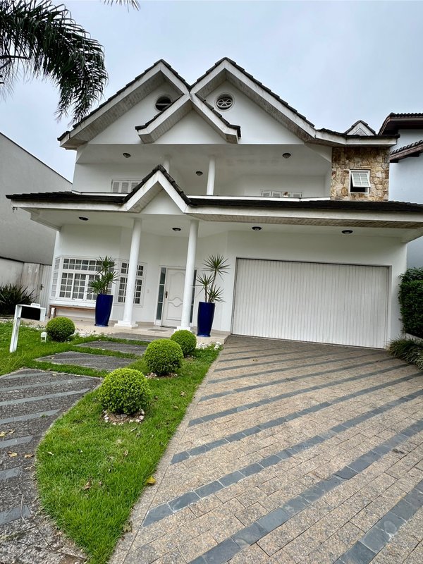 Casa de Luxo com 425 m² no Condomínio Swiss Park – São Bernardo do Campo Avenida Omar Daibert São Bernardo do Campo - 
