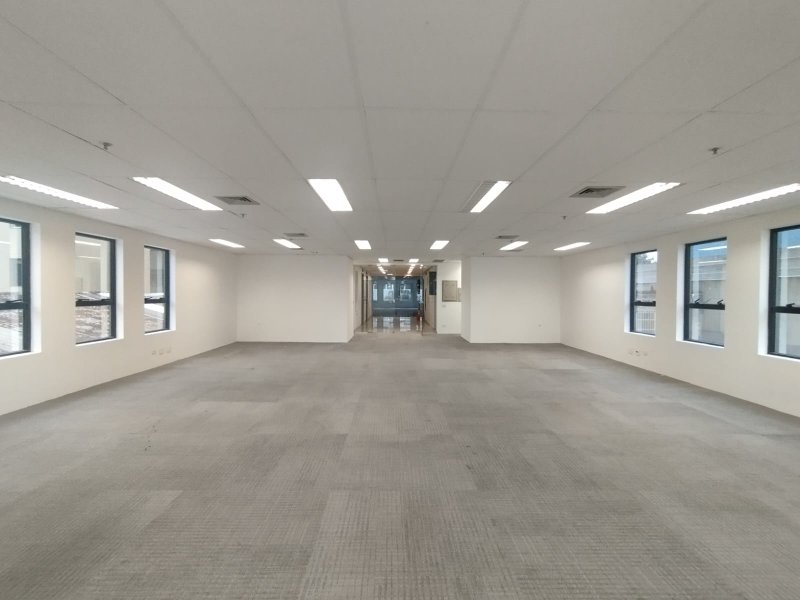 ALUGA-SE CONJUNTO COMERCIAL NOVO - 120M2 - 5MIN DO METRÔ - ME LIGA!! Rua Cardeal Arcoverde São Paulo - 
