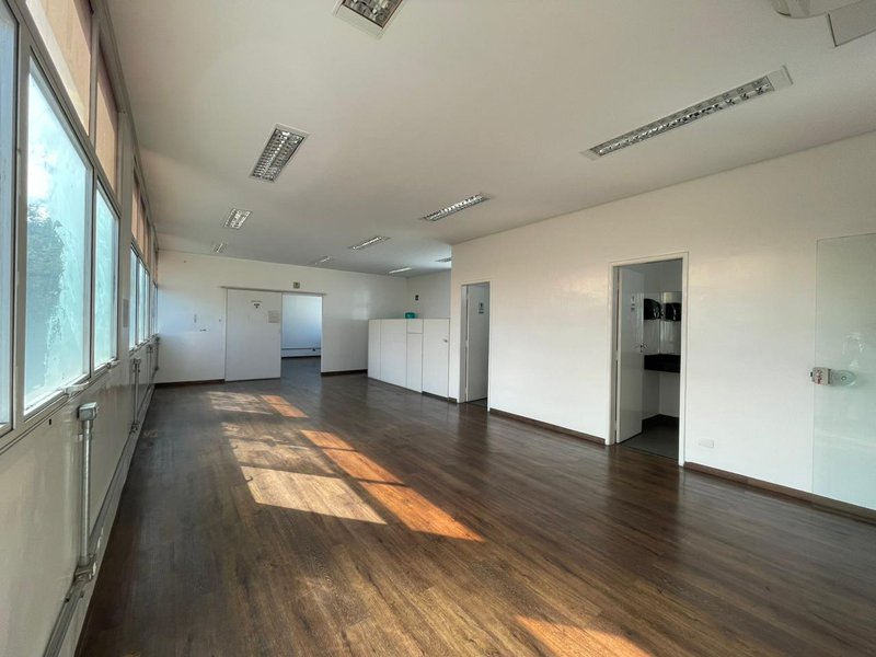 ALUGA-SE ESCRITÓRIO 100M2 - OPEN SPACE - CONDOMÍNIO COMERCIAL Avenida Mofarrej São Paulo - 