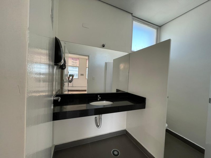 ALUGA-SE ESCRITÓRIO 100M2 - OPEN SPACE - CONDOMÍNIO COMERCIAL Avenida Mofarrej São Paulo - 