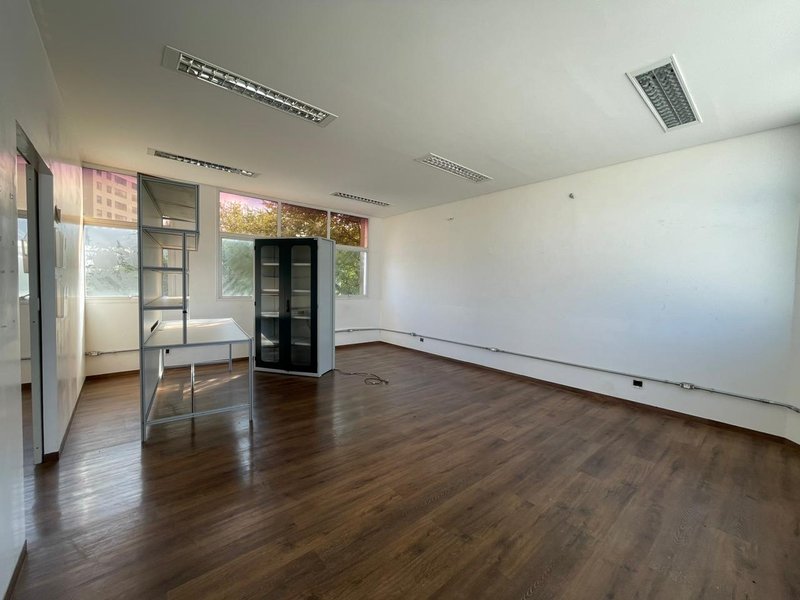 ALUGA-SE ESCRITÓRIO 100M2 - OPEN SPACE - CONDOMÍNIO COMERCIAL Avenida Mofarrej São Paulo - 