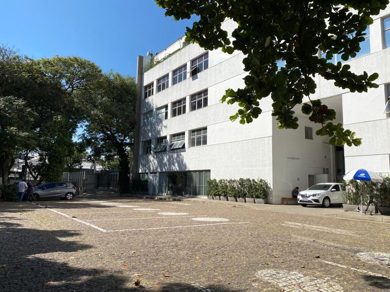 ALUGA-SE ESCRITÓRIO 100M2 - OPEN SPACE - CONDOMÍNIO COMERCIAL Avenida Mofarrej São Paulo - 