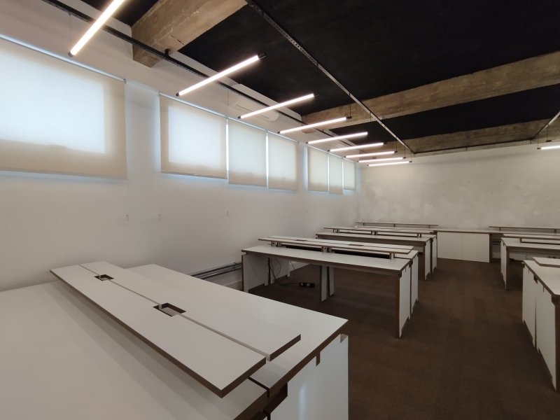 ALUGA-SE ESCRITÓRIO 156M2 - MOBILIADO - CONDOMÍNIO COMERCIAL Avenida Mofarrej São Paulo - 