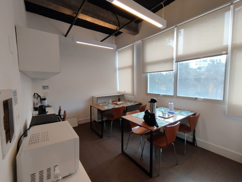 ALUGA-SE ESCRITÓRIO 156M2 - MOBILIADO - CONDOMÍNIO COMERCIAL Avenida Mofarrej São Paulo - 