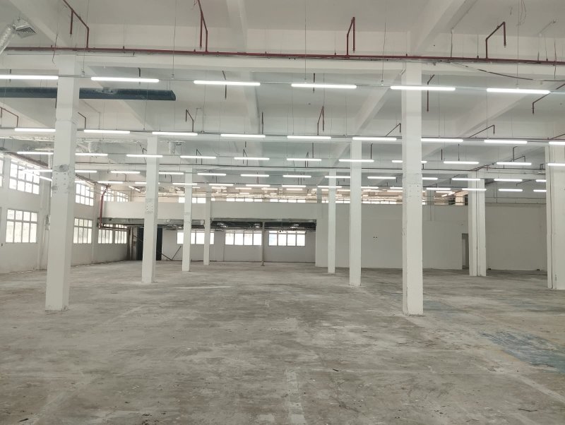 ALUGA-SE GALPÃO MONOUSUÁRIO - 5000M2 - PÉ DIREITO 7M - EXCELENTE LOCALIZAÇÃO!! Rua Ado Benatti São Paulo - 