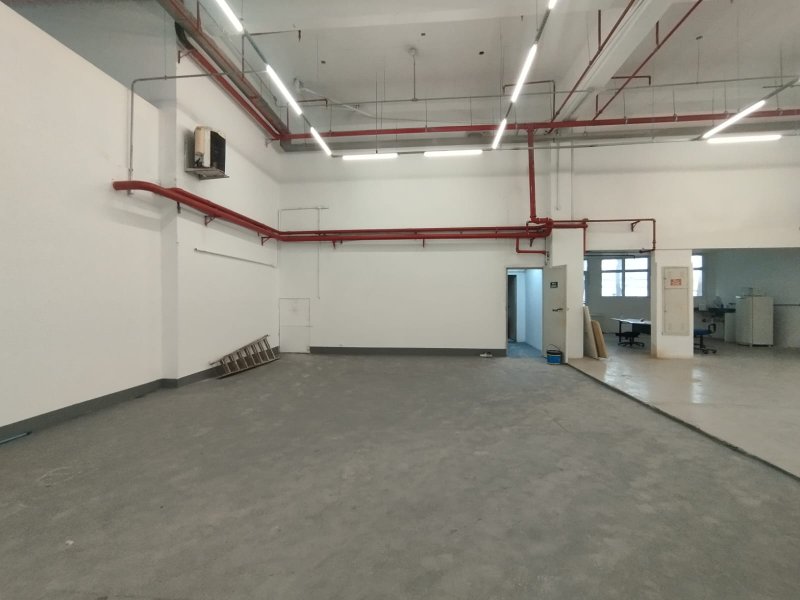 ALUGA-SE GALPÃO MONOUSUÁRIO - 5000M2 - PÉ DIREITO 7M - EXCELENTE LOCALIZAÇÃO!! Rua Ado Benatti São Paulo - 