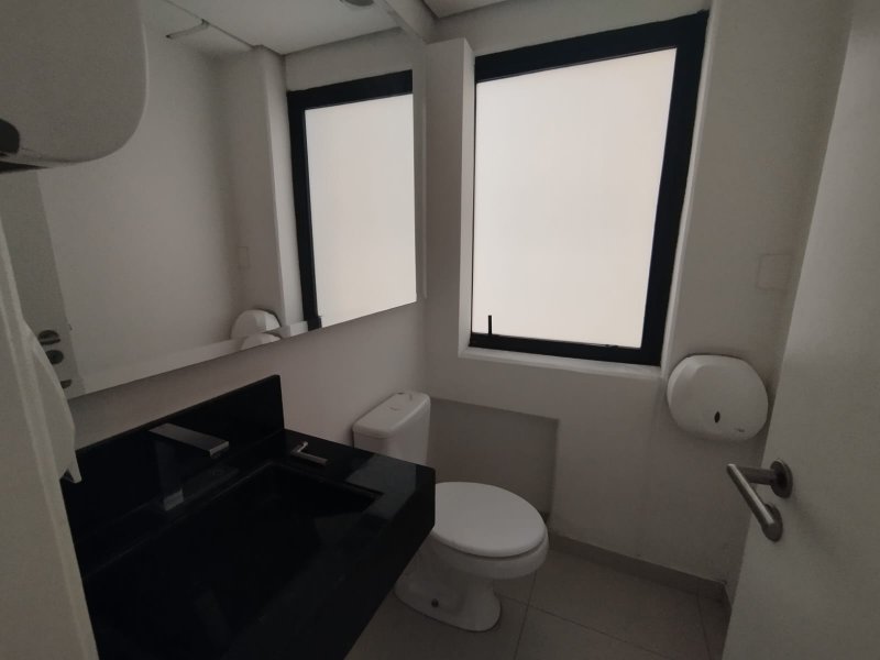 ALUGA-SE ESCRITÓRIO 356M2 - 8 VAGAS - OPEN SPACE Rua Cenno Sbrighi São Paulo - 