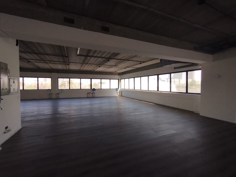 ALUGA-SE ESCRITÓRIO 356M2 - 8 VAGAS - OPEN SPACE Rua Cenno Sbrighi São Paulo - 