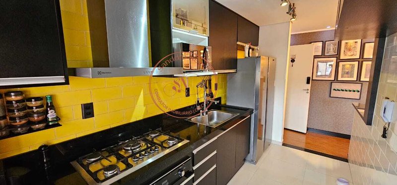 Apartamento À VENDA, 61m - 2 Dorm. 1 Suíte - R$ 370.000 - Residencial Lirios - Sorocaba SP Rua Bartolomeu Dias Sorocaba - 