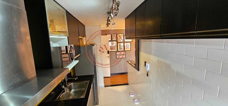 Apartamento À VENDA, 61m - 2 Dorm. 1 Suíte - R$ 370.000 - Residencial Lirios - Sorocaba SP Rua Bartolomeu Dias Sorocaba - 