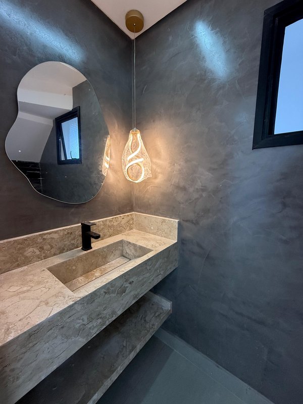 Os sobrados dos seus sonhos está praticamente pronto… e esperando por você! 🏡✨ - Caraguatatuba - 