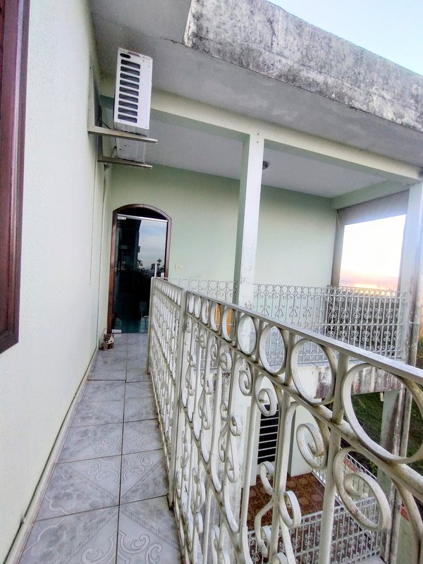 Excelente casa à venda no centro de Igaratá - Igaratá - 