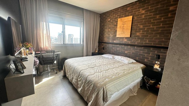 ALUGA-SE APARTAMENTO – MOBILIADO - PRONTO PARA MORAR - 93m2 Rua Henri Dunant São Paulo - 