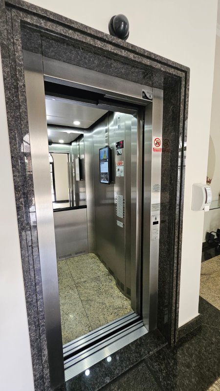 ALUGA-SE LINDO APARTAMENTO MOBILIADO 86M2 - ANDAR ALTO!! Rua Viaza São Paulo - 