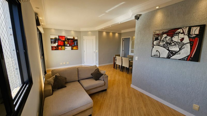 ALUGA-SE LINDO APARTAMENTO MOBILIADO 86M2 - ANDAR ALTO!! Rua Viaza São Paulo - 