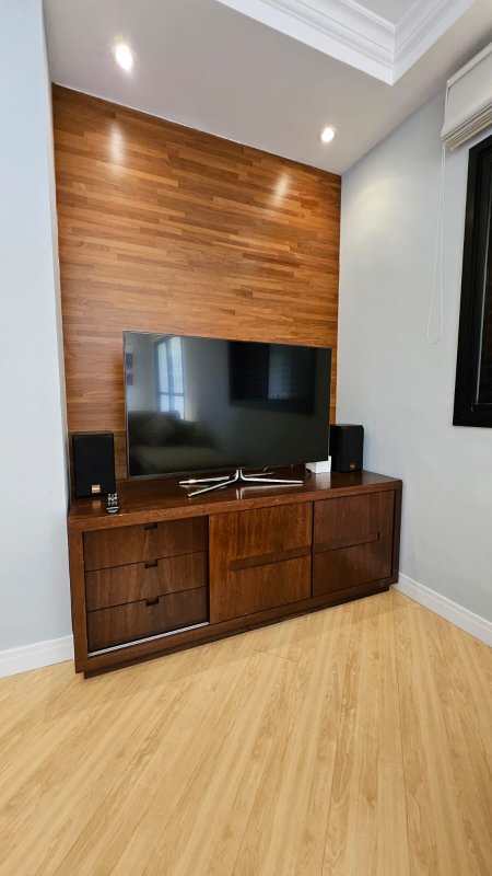 ALUGA-SE LINDO APARTAMENTO MOBILIADO 86M2 - ANDAR ALTO!! Rua Viaza São Paulo - 