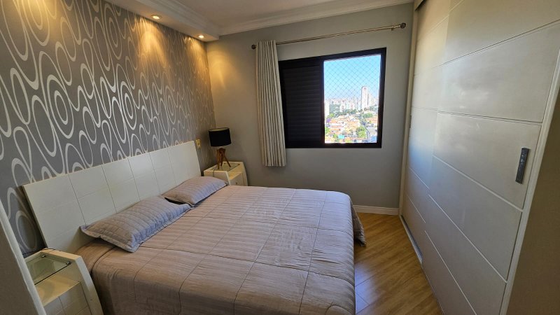 ALUGA-SE LINDO APARTAMENTO MOBILIADO 86M2 - ANDAR ALTO!! Rua Viaza São Paulo - 
