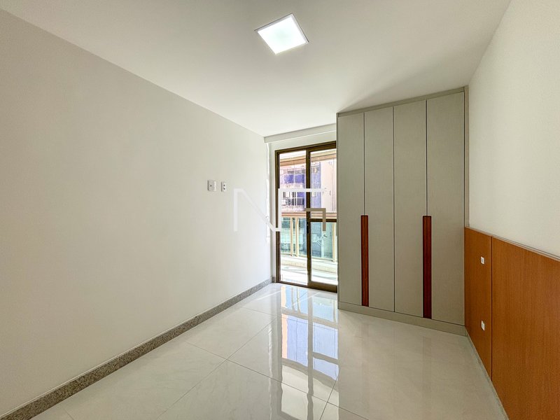 Localização Incomparável na Praia da Costa – 3 Quartos com 2 Suítes e Lazer Completo Rua Humberto Serrano Vila Velha - 