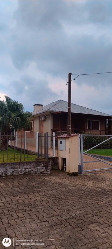 ✔️ Excelente casa no centro de Presidente Lucena - Presidente Lucena - 