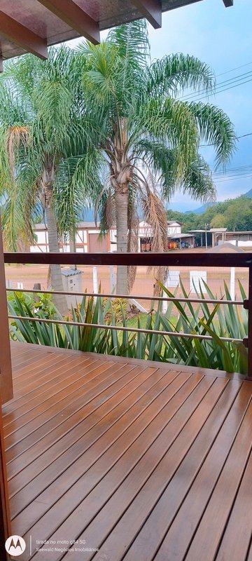 ✔️ Excelente casa no centro de Presidente Lucena - Presidente Lucena - 