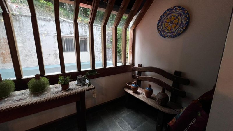 APARTAMENTO TIPO CASA 4 QUARTOS 2 SUÍTES VARANDA ÁREA EXTERNA PISCINA À VENDA NA BARRA! Rua Doutor João Pondé Salvador - 