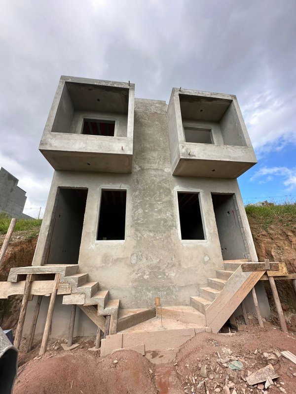 CASA EM FASE DE ACABAMENTO PORTAL DAS ALAMEDAS - Franco da Rocha - 