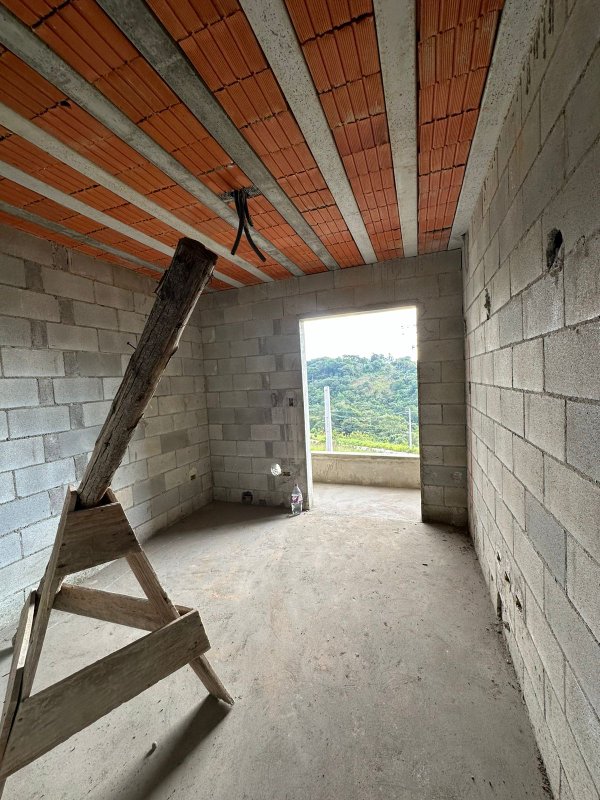 CASA EM FASE DE ACABAMENTO PORTAL DAS ALAMEDAS - Franco da Rocha - 