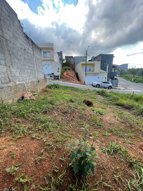 TERRENO NO PORTAL DAS ALAMEDAS - Franco da Rocha - 