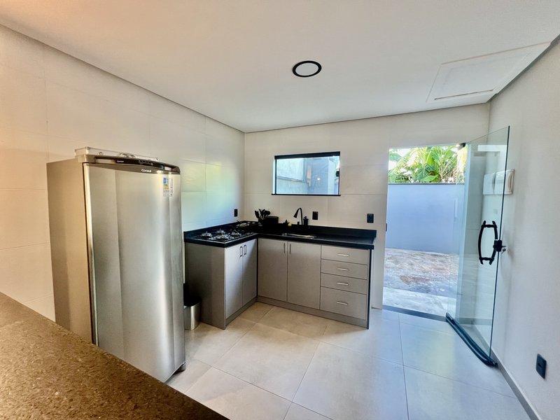Casa em Búzios c/ Piscina e Mobiliada – 400m da Praia Rasa Rua Ilha Rasa Armação dos Búzios - 