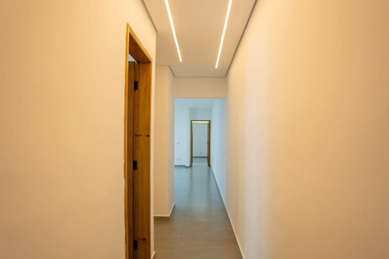 A casa perfeita para sua família está aqui, pronta para transformar seus dias! 🏡✨ - Caraguatatuba - 