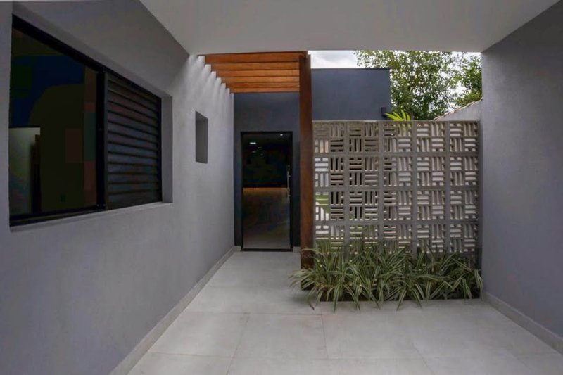 A casa perfeita para sua família está aqui, pronta para transformar seus dias! 🏡✨ - Caraguatatuba - 