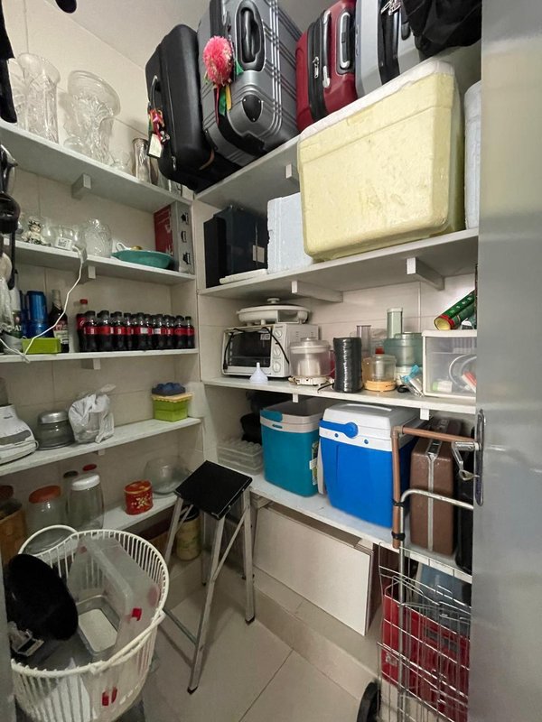 APARTAMENTO AMPLO 4 QUARTOS 2 SUÍTES VARANDA REFORMADO 3 GARAGENS À VENDA NO CAMPO GRANDE! Largo do Campo Grande Salvador - 
