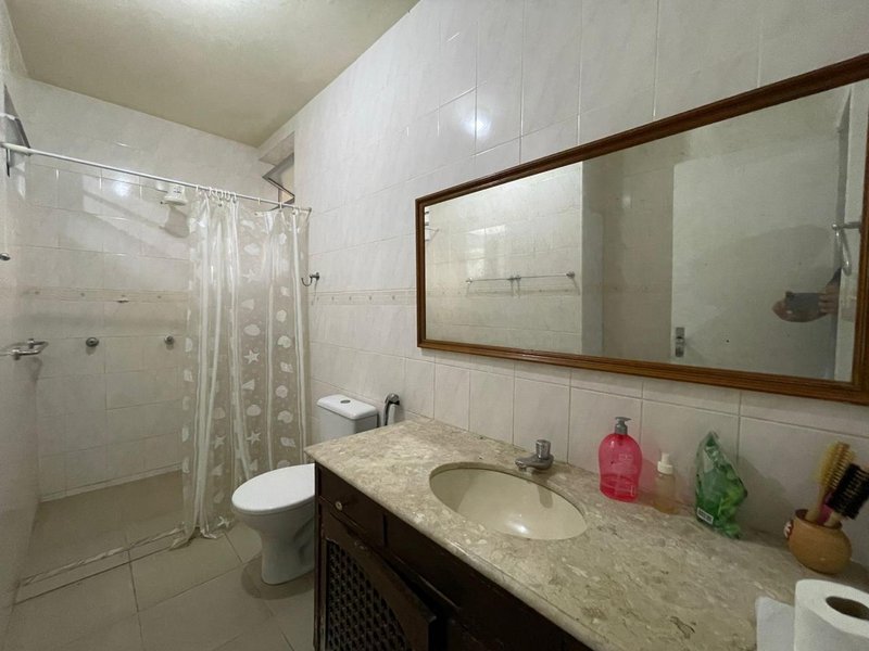 APARTAMENTO AMPLO 4 QUARTOS 2 SUÍTES VARANDA REFORMADO 3 GARAGENS À VENDA NO CAMPO GRANDE! Largo do Campo Grande Salvador - 
