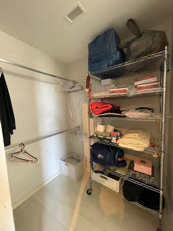 APARTAMENTO AMPLO 4 QUARTOS 2 SUÍTES VARANDA REFORMADO 3 GARAGENS À VENDA NO CAMPO GRANDE! Largo do Campo Grande Salvador - 