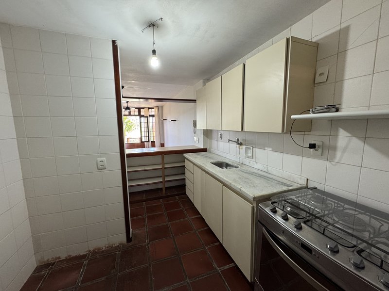Casa de Condomínio à Venda em Armação dos Búzios – R$ 910.000 - Armação dos Búzios - 