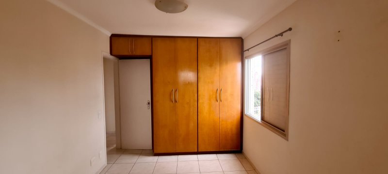 Apartamento para alugar com 75m², 3 quartos e 2 vagas Rua Abagiba São Paulo - 