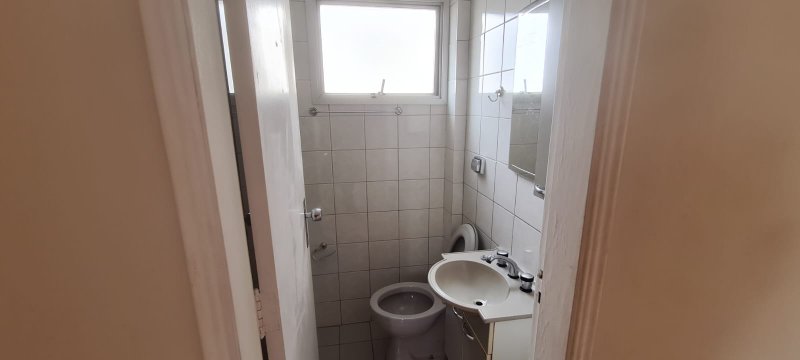 Apartamento para alugar com 75m², 3 quartos e 2 vagas Rua Abagiba São Paulo - 