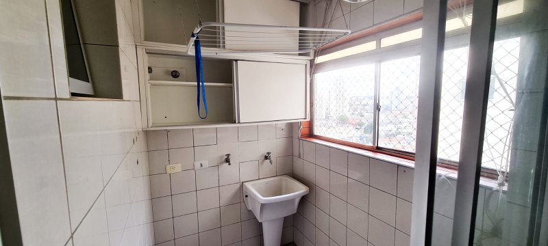 Apartamento para alugar com 75m², 3 quartos e 2 vagas Rua Abagiba São Paulo - 