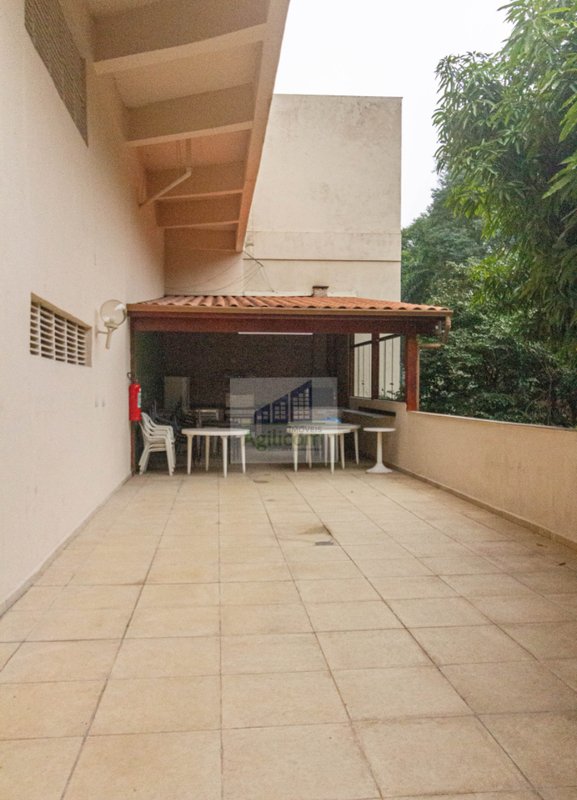 COBERTURA DUPLEX À VENDA EM VILA MARIANA COM 2 DORMITÓRIOS E 2 VAGAS DE GARAGEM Rua Professora Carolina Ribeiro São Paulo - 
